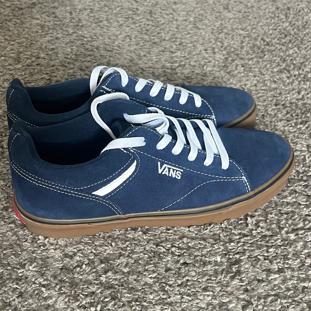 NWOB. Vans Men's Navy Blue Sneakers with White Accents - Picture 2 of 3